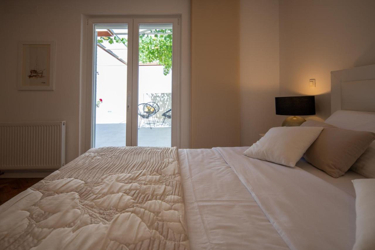 Garden Apartment Pakoštane Kültér fotó