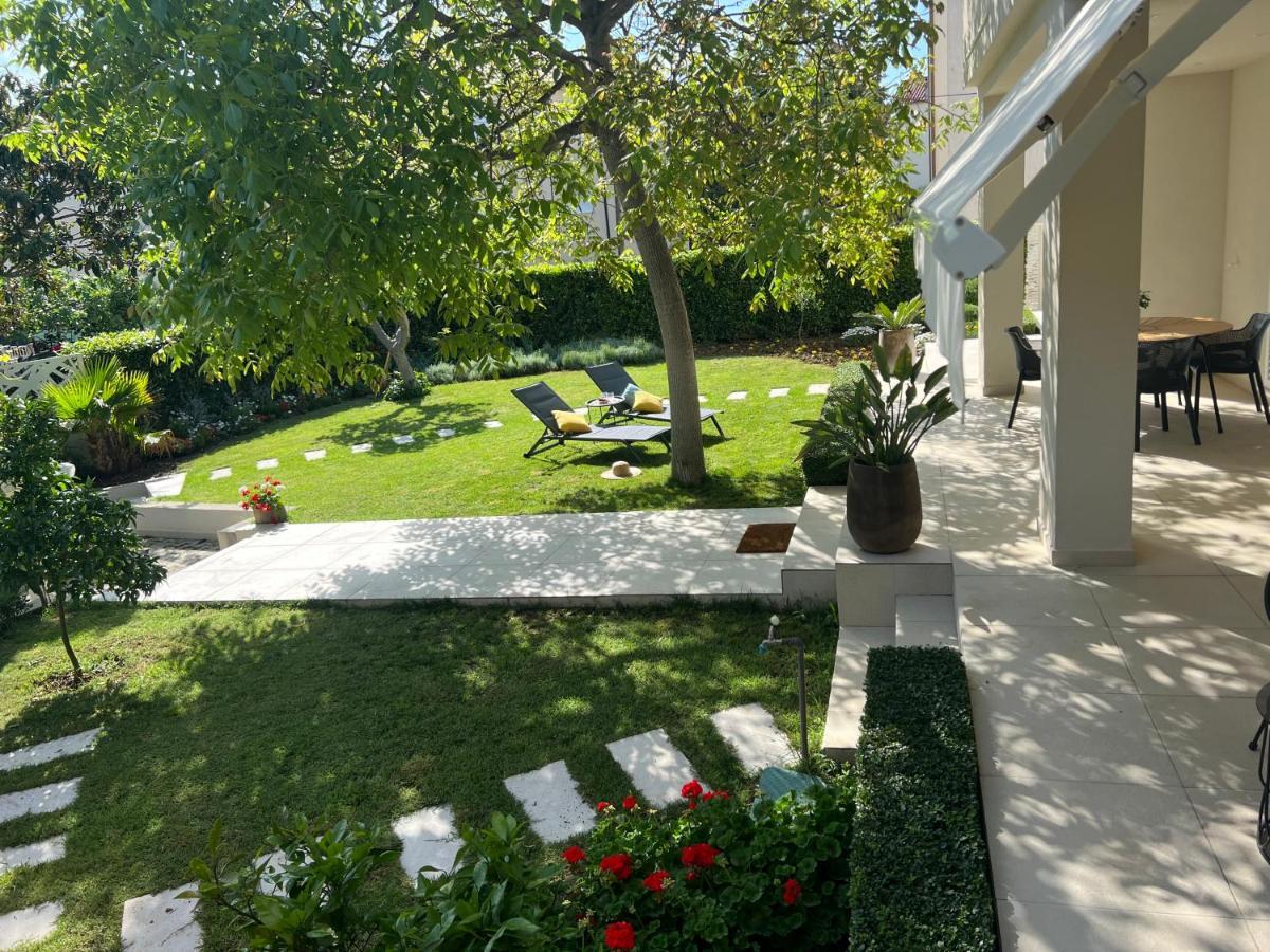 Garden Apartment Pakoštane Kültér fotó